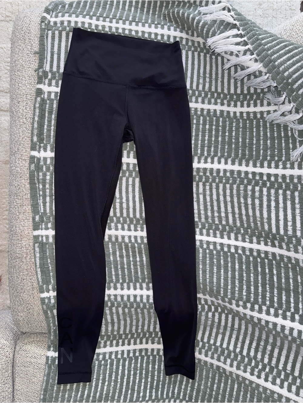 lululemon align leggings Olympic Canada logo